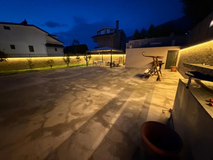 Image No.28-5 Bed Villa / Detached for sale