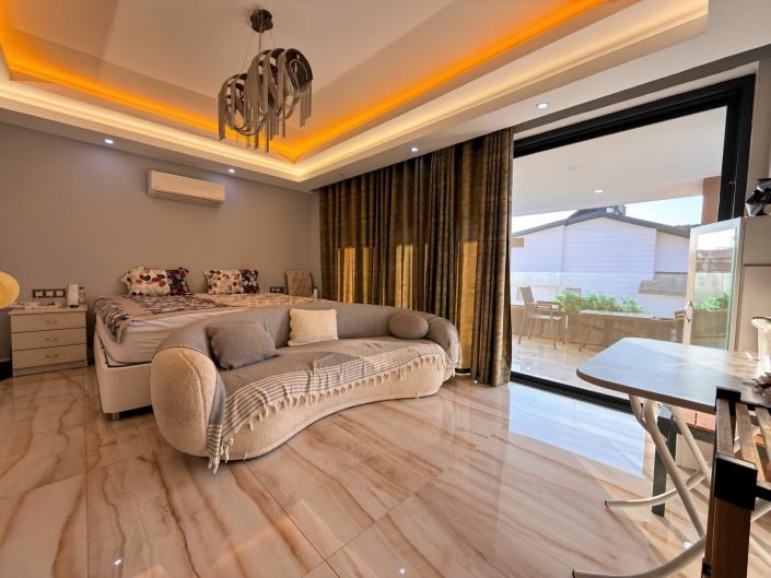 Image No.22-5 Bed Villa / Detached for sale