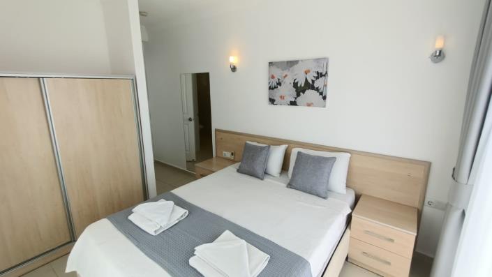Image No.11-3 Bed Villa / Detached for sale