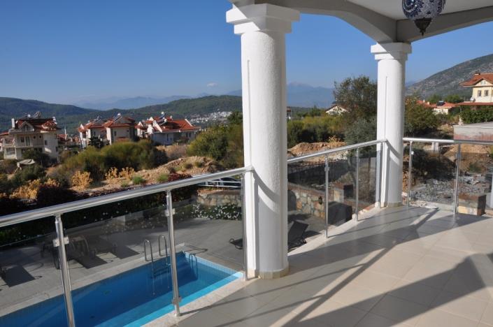 Image No.17-3 Bed Villa / Detached for sale