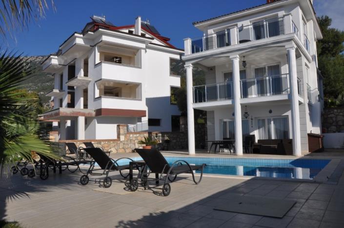 Image No.29-3 Bed Villa / Detached for sale