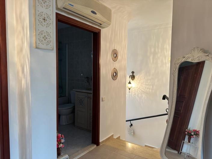 Image No.29-3 Bed Villa for sale