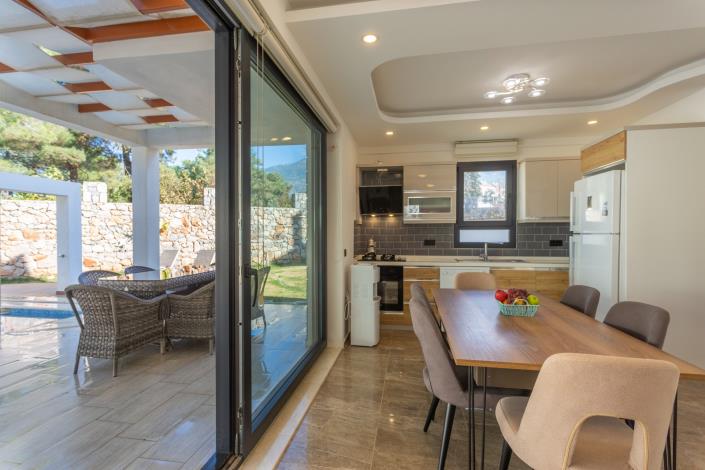 Image No.19-4 Bed Villa / Detached for sale