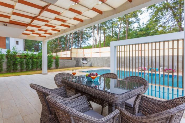 Image No.6-4 Bed Villa / Detached for sale