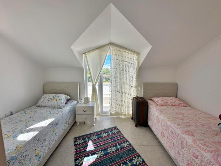 Image No.28-4 Bed Villa / Detached for sale