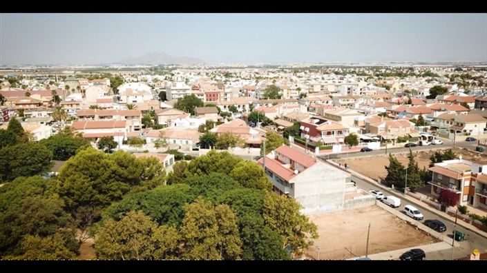 Image No.10-4 Bed House for sale