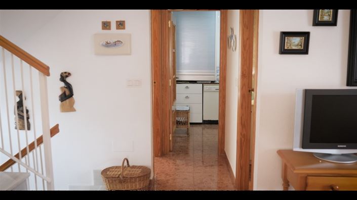 Image No.13-4 Bed House for sale