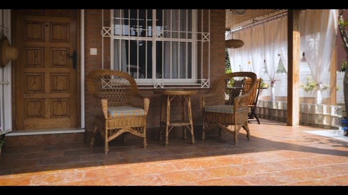 Image No.20-4 Bed House for sale