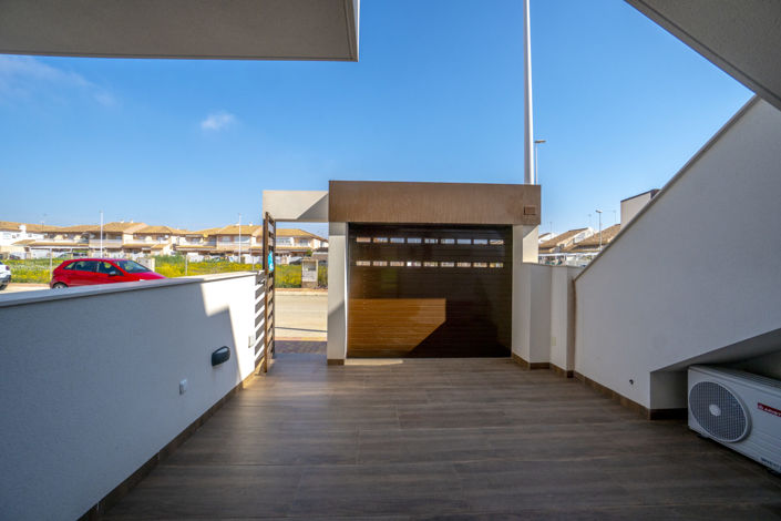 Image No.26-2 Bed Apartment for sale