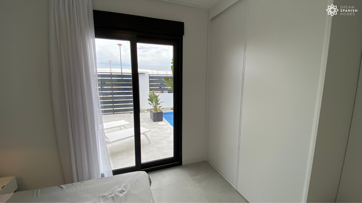 Image No.38-Maison de 2 chambres à vendre à Roldan