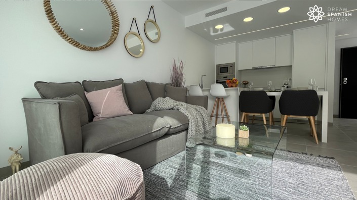 Image No.8-3 Bed Property for sale