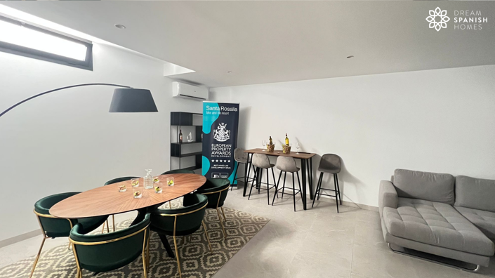 Image No.14-3 Bed House for sale