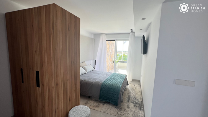 Image No.26-3 Bed House for sale