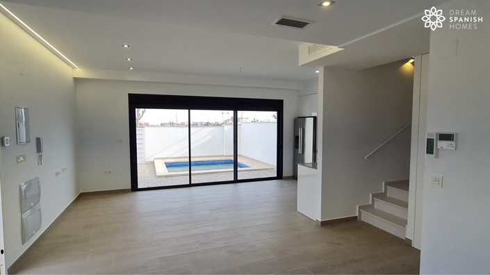 Image No.3-3 Bed House for sale