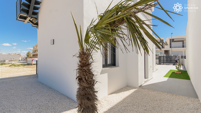 Image No.4-3 Bed House for sale