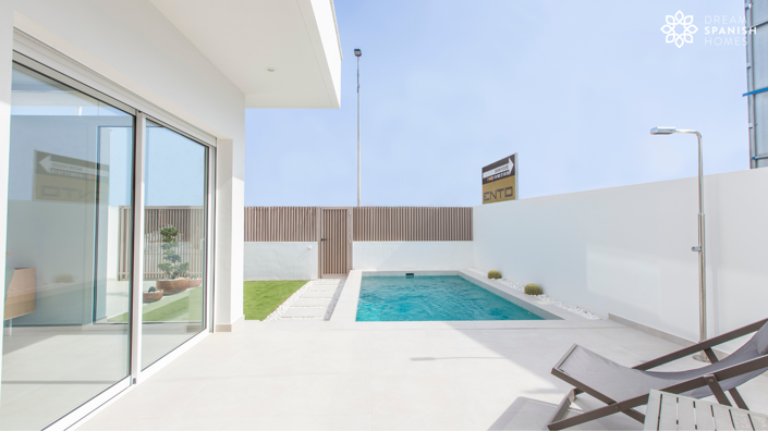 Image No.10-3 Bed House for sale