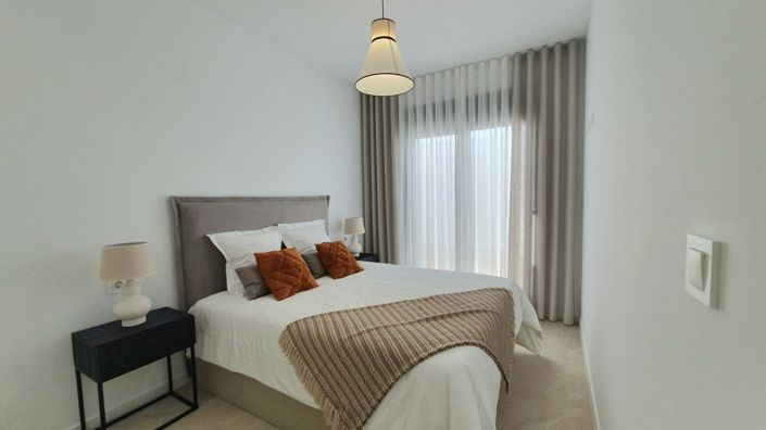 Image No.15-3 Bed Apartment for sale