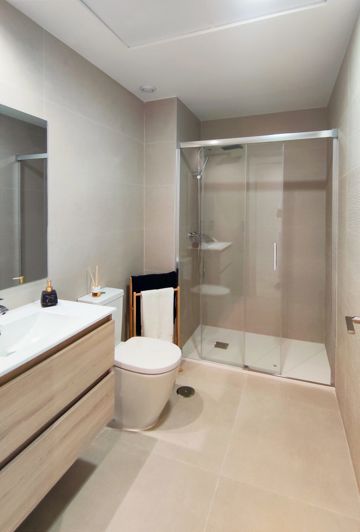 Image No.10-3 Bed Apartment for sale