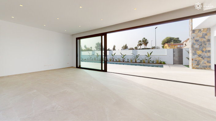 Image No.14-3 Bed House for sale