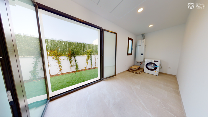 Image No.28-3 Bed House for sale