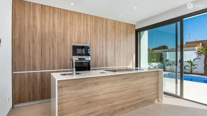 Image No.3-3 Bed House for sale