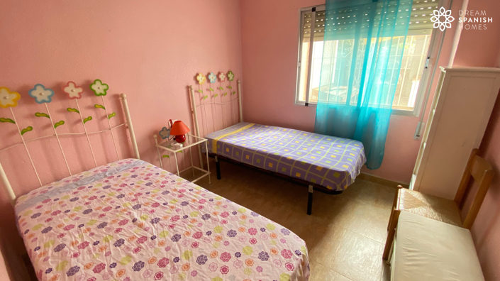 Image No.14-3 Bed House for sale