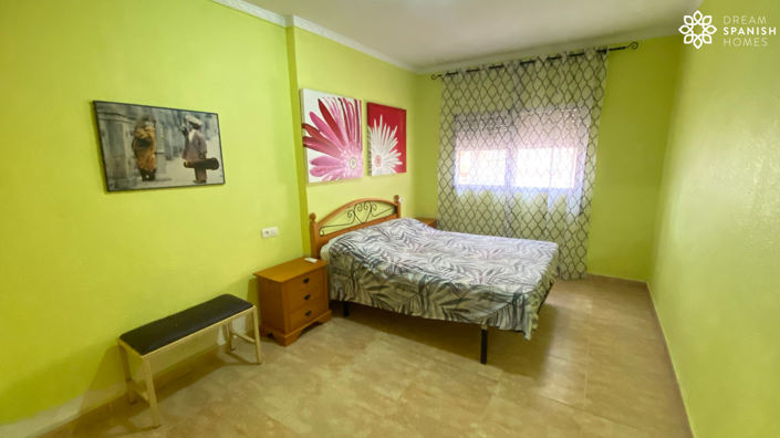 Image No.16-3 Bed House for sale