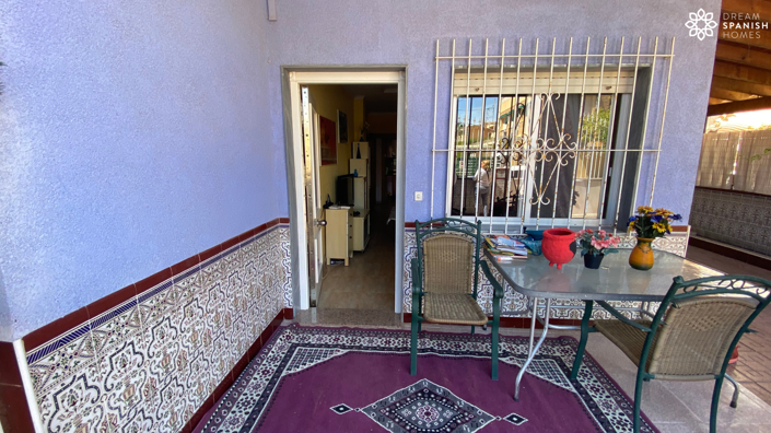 Image No.2-3 Bed House for sale