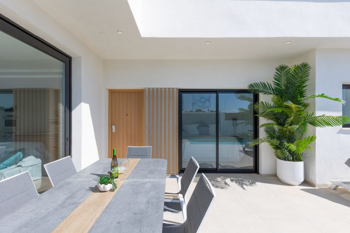 Image No.5-3 Bed House for sale