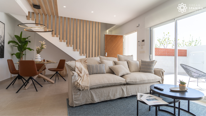 Image No.9-3 Bed House for sale