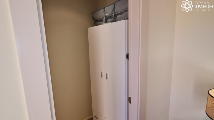 Image No.21-3 Bed House for sale