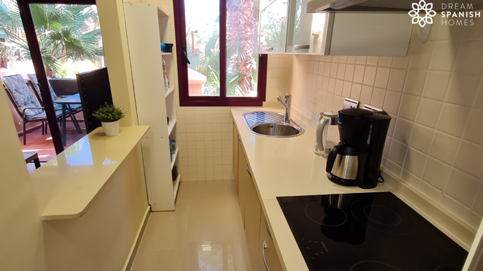 Image No.8-3 Bed House for sale