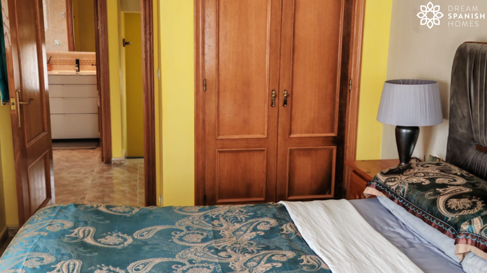 Image No.13-3 Bed House for sale