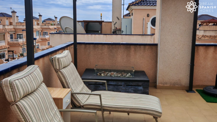 Image No.25-3 Bed House for sale