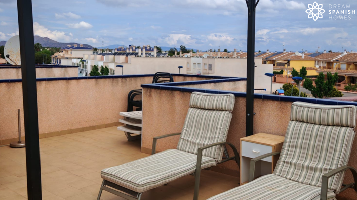 Image No.26-3 Bed House for sale