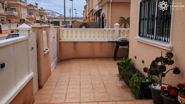 Image No.29-3 Bed House for sale