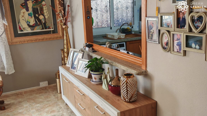 Image No.6-3 Bed House for sale