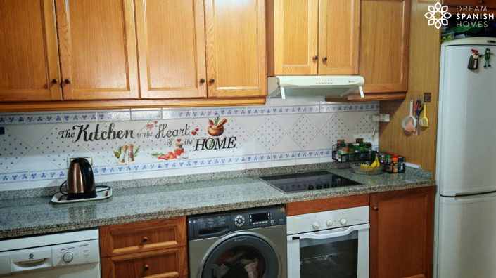 Image No.9-3 Bed House for sale