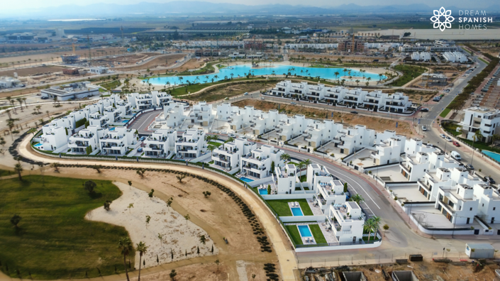 Image No.11-3 Bed House for sale