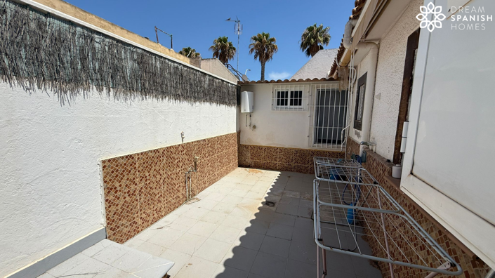 Image No.17-3 Bed Bungalow for sale