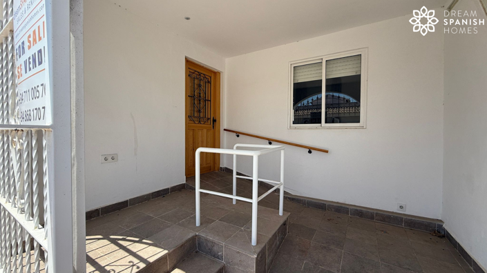 Image No.22-3 Bed Bungalow for sale