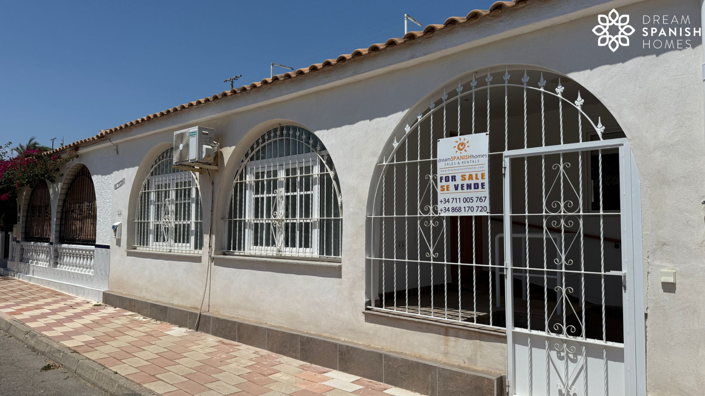 Image No.23-3 Bed Bungalow for sale