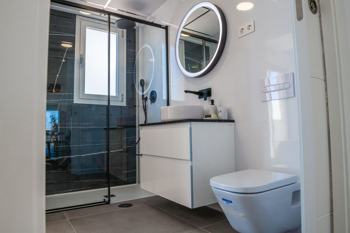 Image No.18-3 Bed House for sale