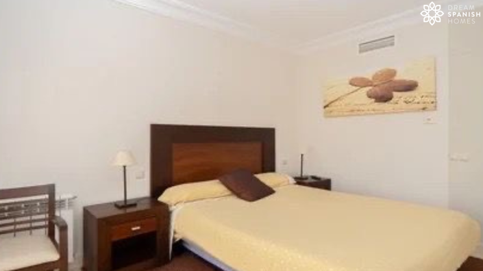 Image No.13-2 Bed Apartment for sale