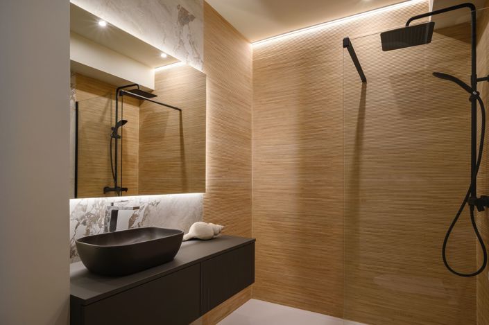 Image No.9-7 Bed House for sale