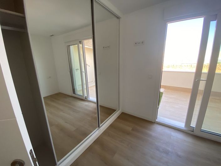 Image No.14-2 Bed Apartment for sale