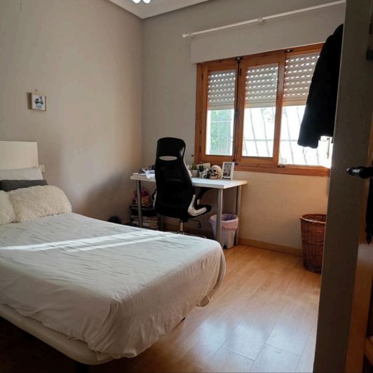 Image No.6-3 Bed House for sale