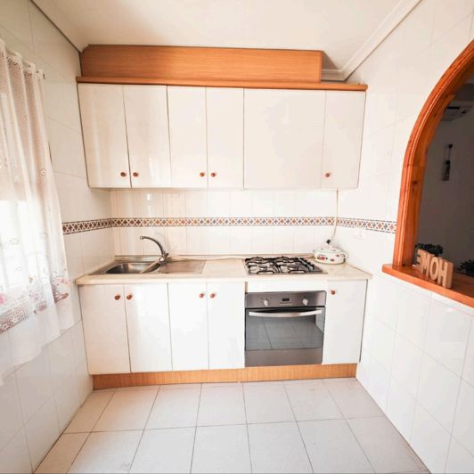 Image No.10-5 Bed House for sale