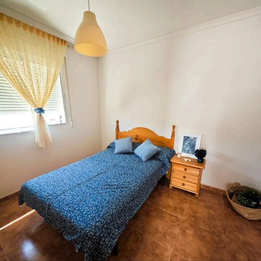 Image No.16-5 Bed House for sale