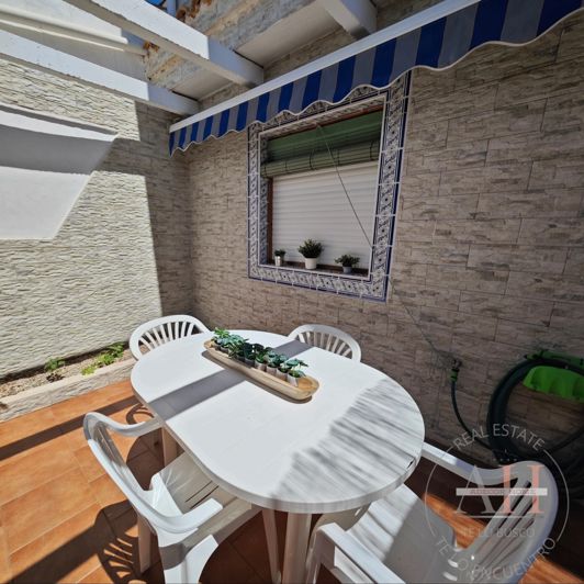 Image No.19-5 Bed House for sale